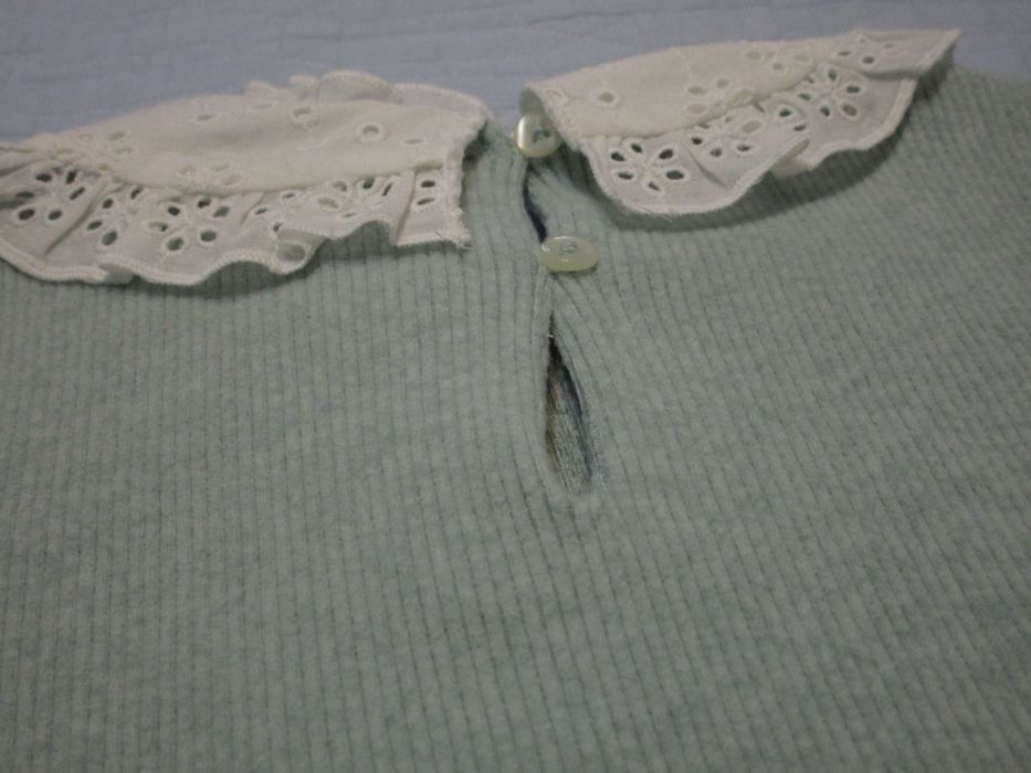 Свитерок, пуловер C&A с хлопковым кружевным воротничком. Размер 116