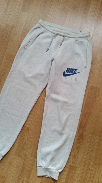 Spodnie dresowe Nike Air