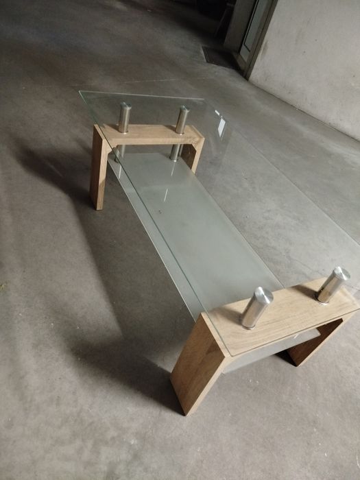 Mesa de apoio de sala
