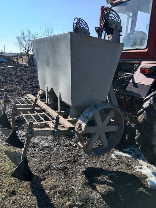 Картоплесажалка 60