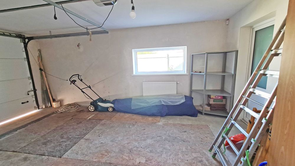 Будинок в с. Погреби  з газом і генератором з сучасним ремонтом