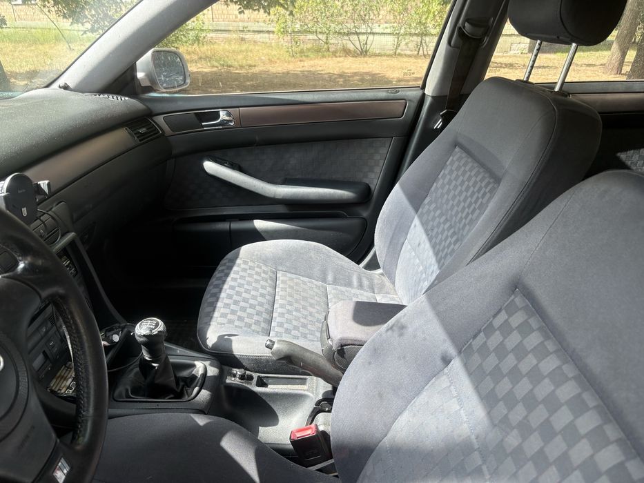 Продам Audi a6c5 срочно