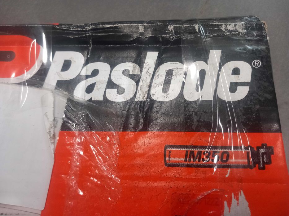Gwoździe do gwoździarek Paslode 2,8x51 z nabojami 3300 sztuk !!