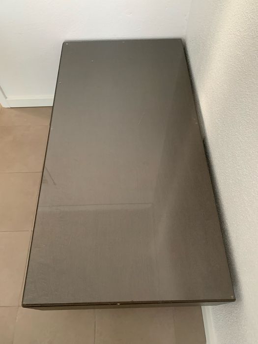 mesa de centro com vidro