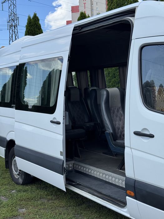 Mercedes Benz Sprinter 2013