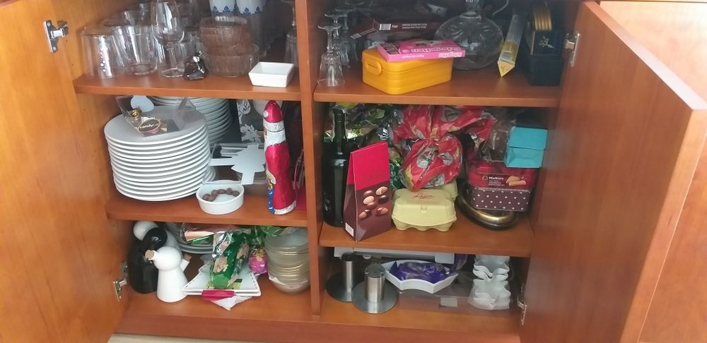 Aparador em cerejeira - Paços de Ferreira