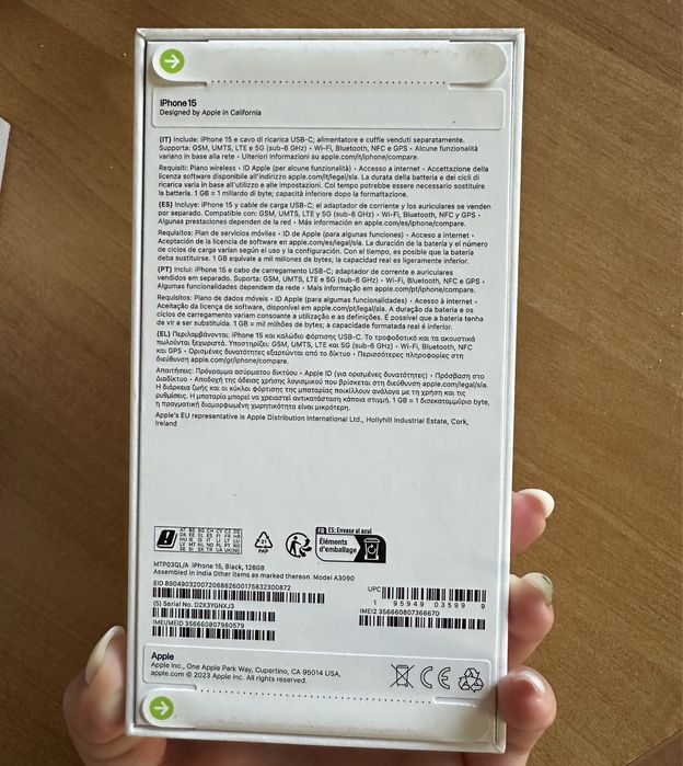 iPhone 15 (novo) c/ starter pack