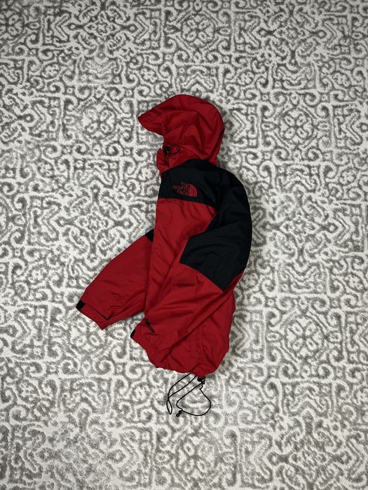 Вітровка The North Face L