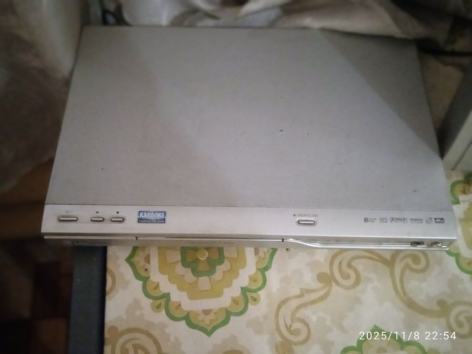 Продам бу телевизор Сони