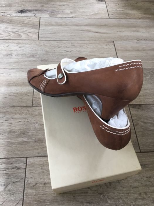 Czółenka Hugo BOSS r.40