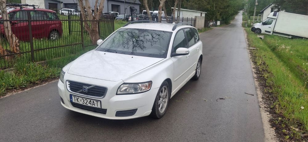 Volvo V50