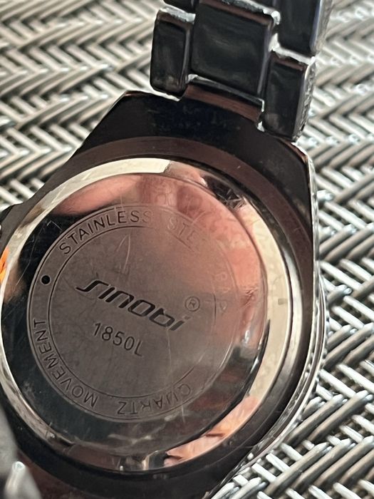 Zegarek firmy Sinobi 1850 L