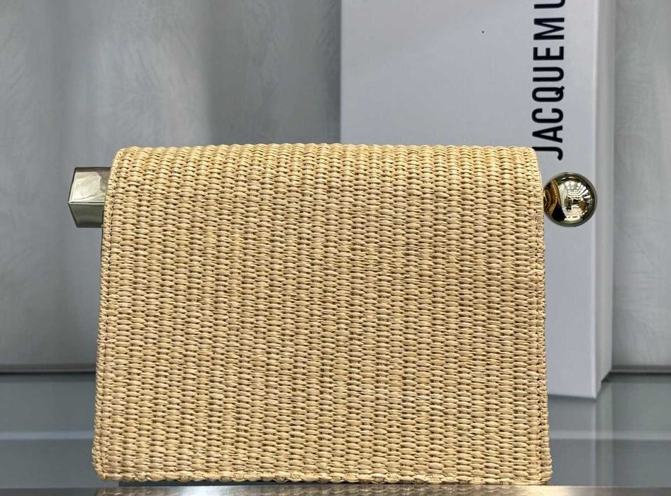 Сумка клатч из рафии Jacquemus la Croisière