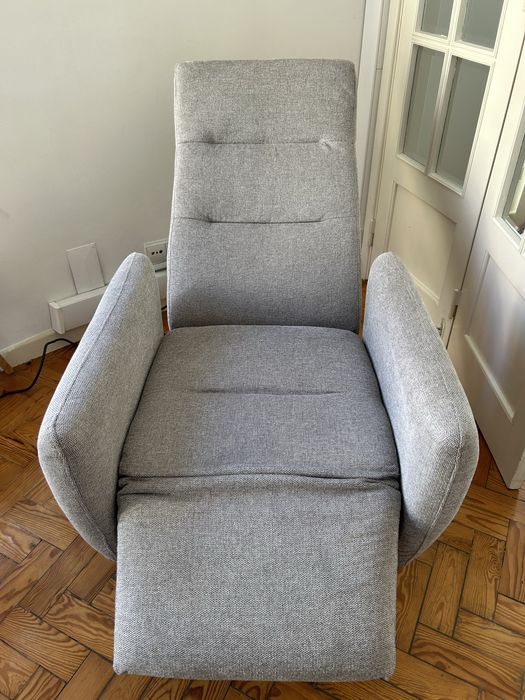 Cadeirão / Poltrona reclinável excelente estado / Casa não fumadores