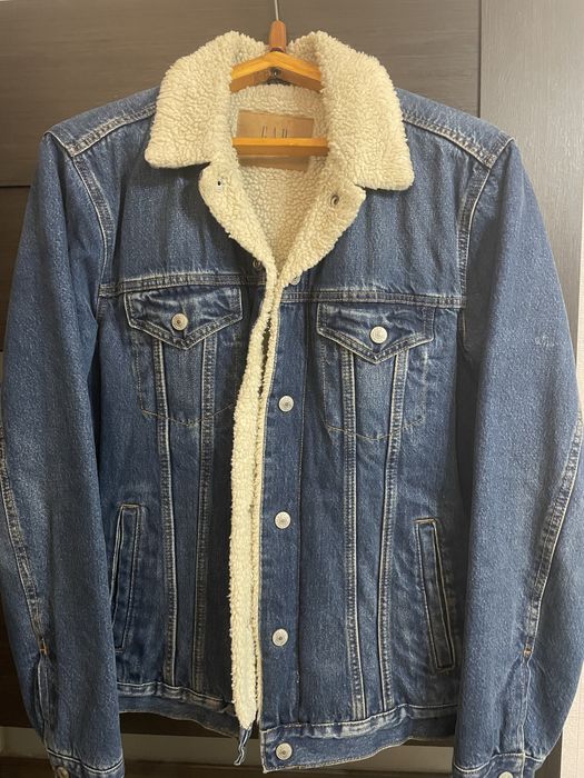GAP джинсовая куртка с мехом