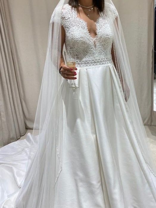 Vestido de noiva novo, a estrear