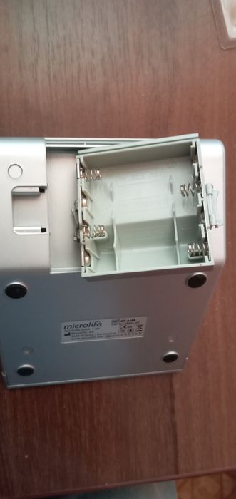Тонометр автомат Microlife BP A100.
