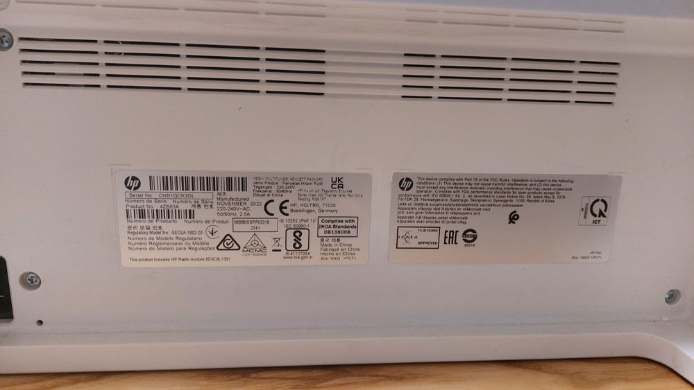 Многофункциональный монохромный лазерный принтер HP Laser MFP 135w.