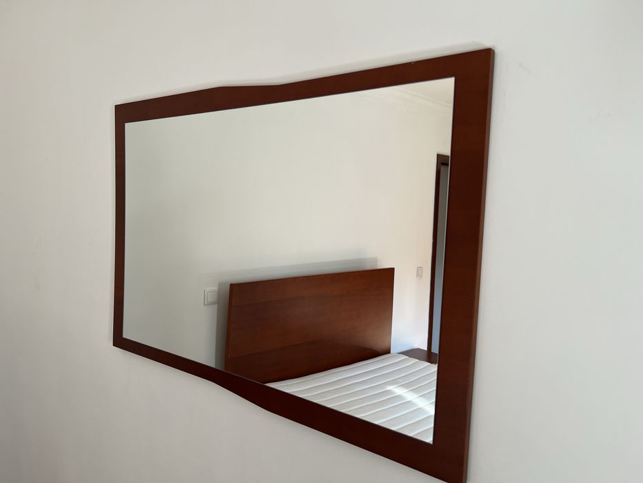 Quarto completo , madeira boa qualidade