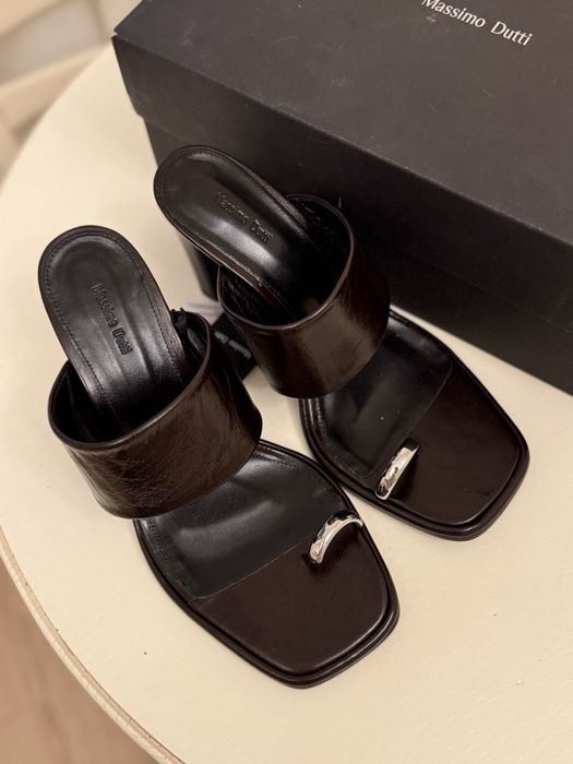 Босоніжки Massimo Dutti