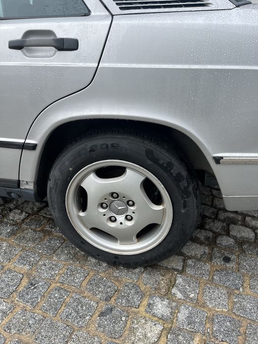 Jantes 15 Mercedes 190 com pneus