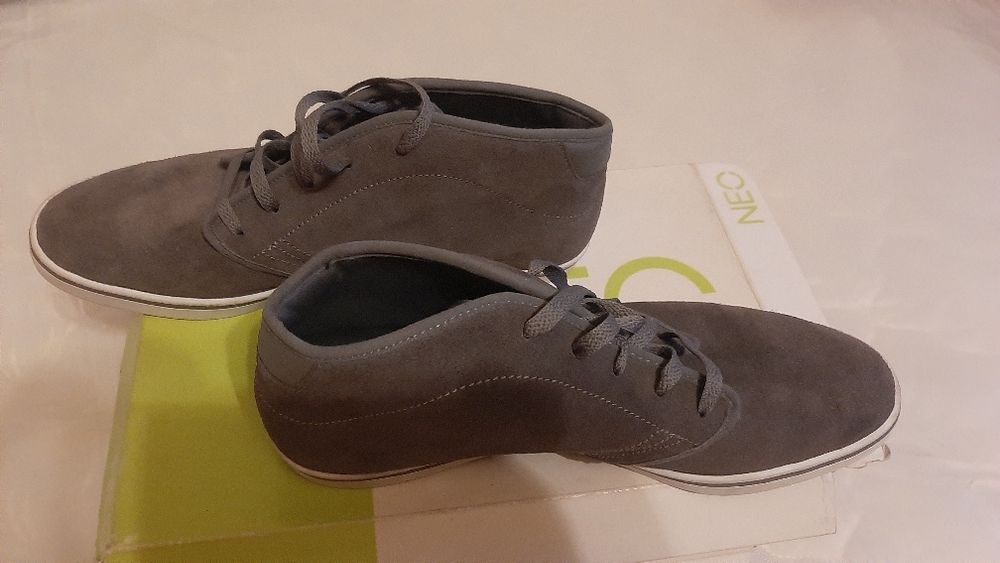 Кроссовки Adidas Neo 44р.