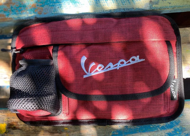 Oryginalna Czerwona Torba Organizer Vespa - Schowek przed kolana Vespa