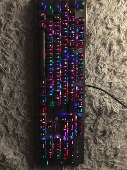 Klawiatura mechaniczna genesis thor300RGB