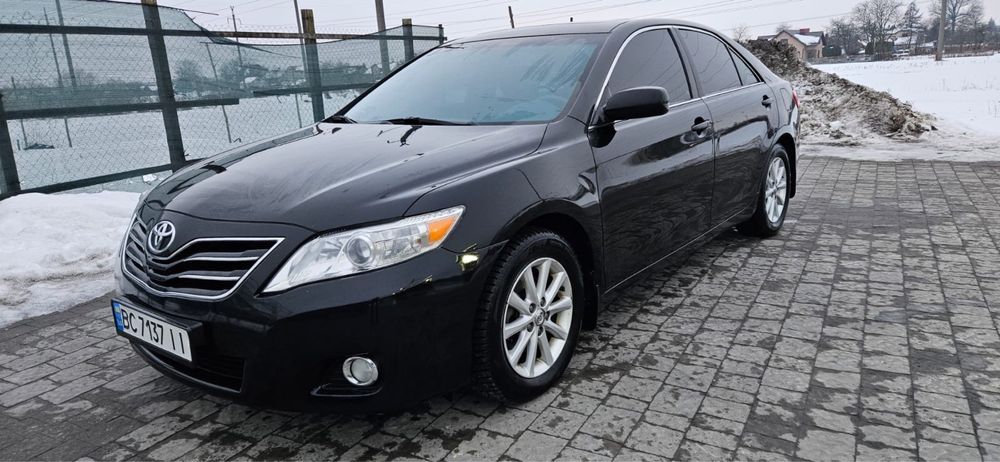 Toyota Camry XLE 2011