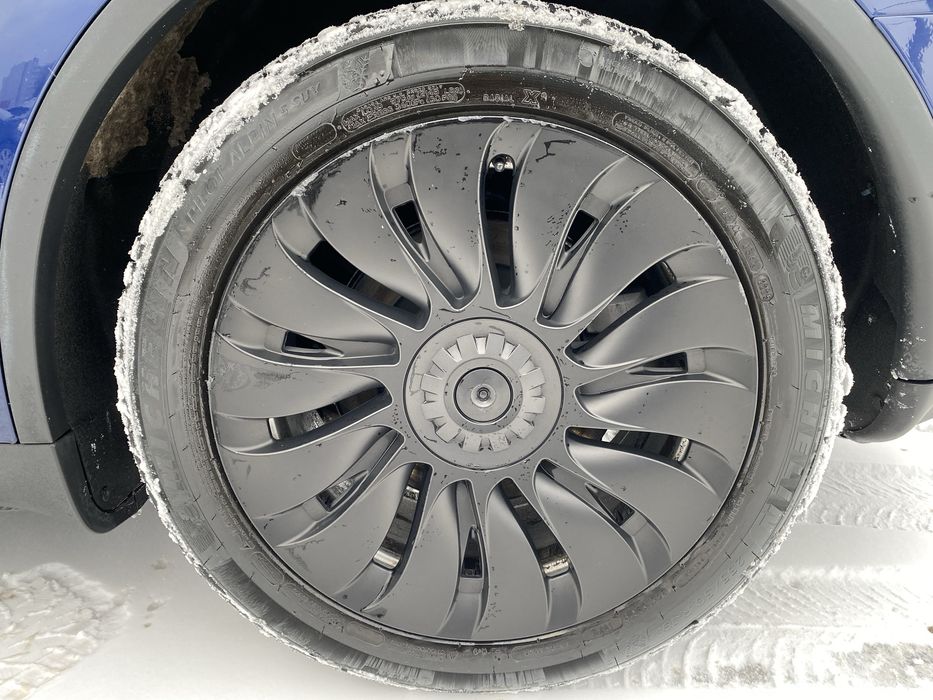 Tesla Model Y Dual Motor Long Range 2023