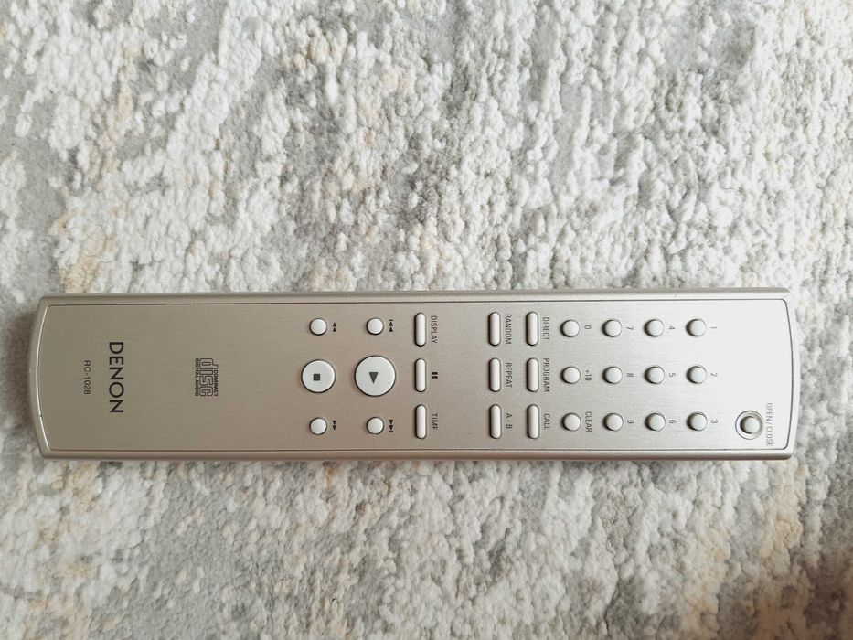 CD/SACD програвач Denon DCD-1500AE