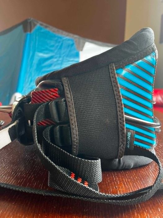 Trapez juniorski windsurfing