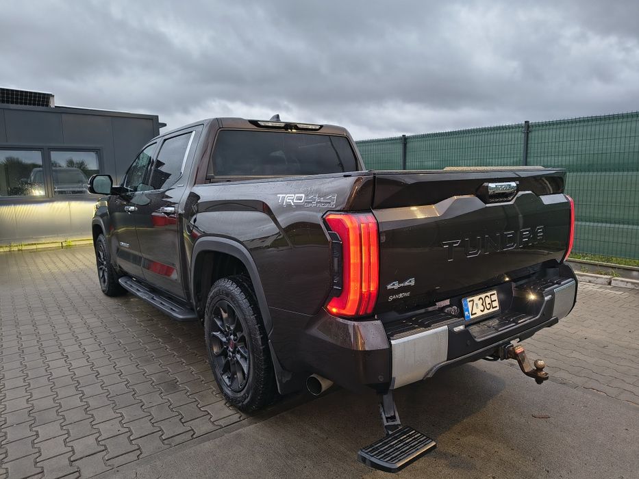 Toyota Tundra Limited