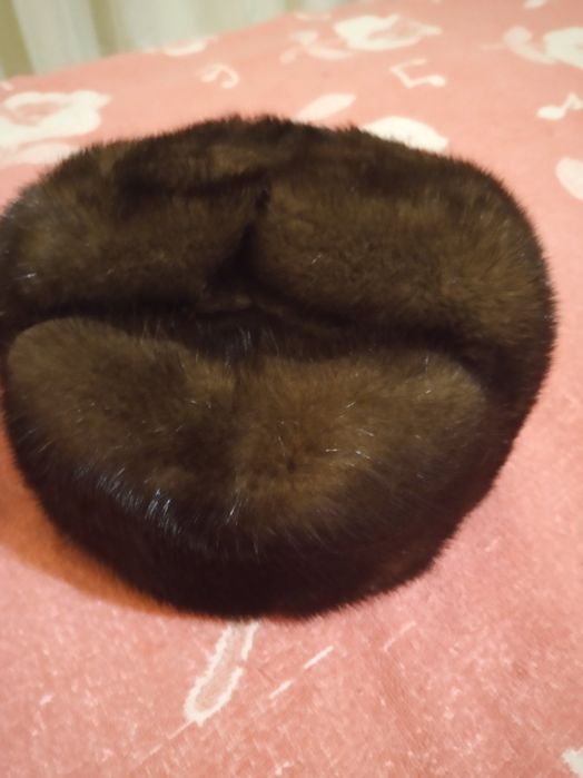 Норкова шапка чоловіча