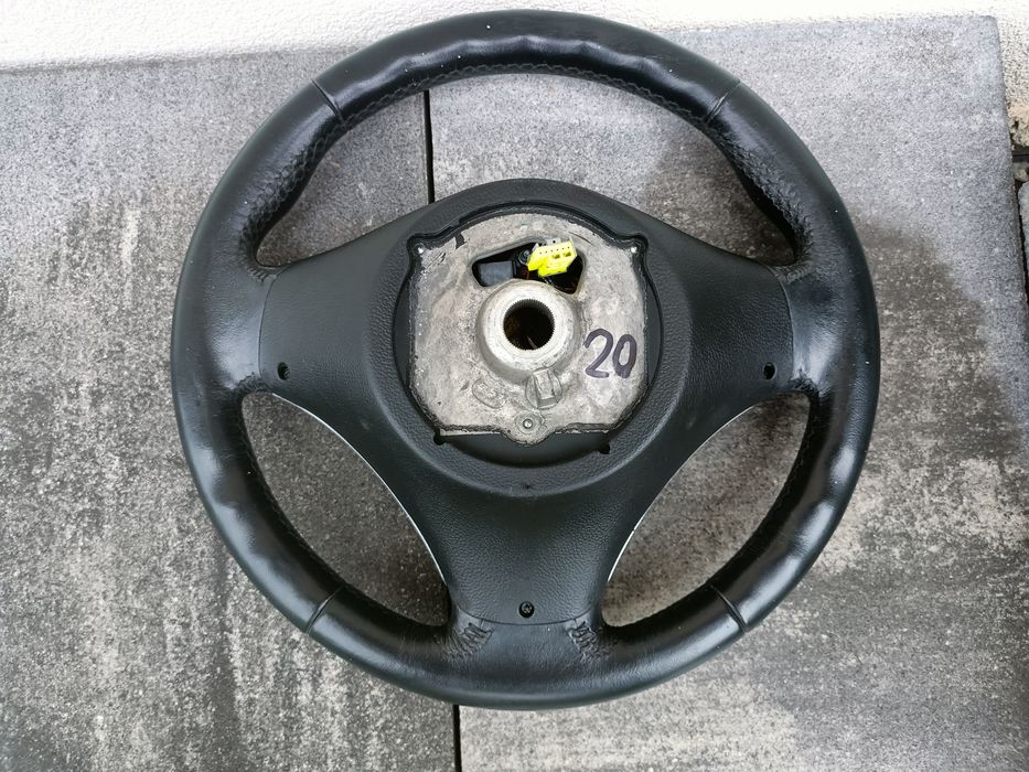 Kierownica MSport z poduszką BMW E90 E91 E92 E93 E87 E81 E82 E88 X1