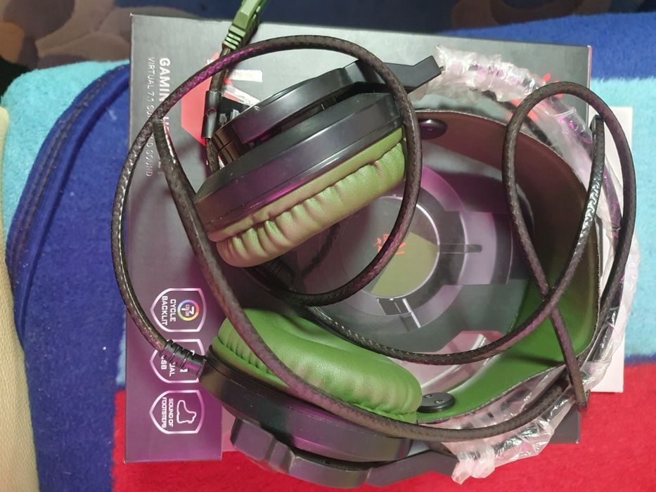 Наушники с микрофоном Bloody J437