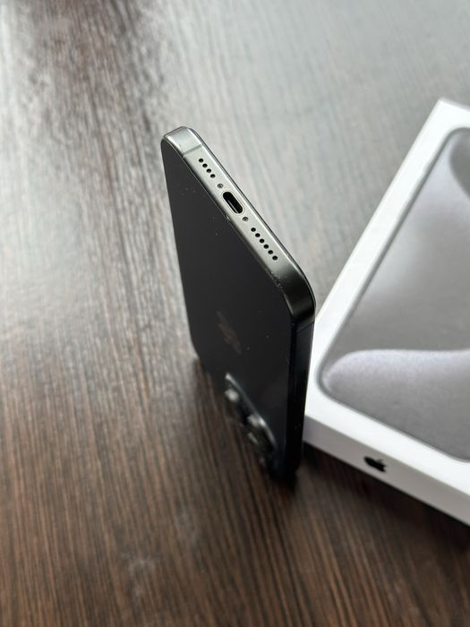 Продам IPhone 15 PRO MAX 256 Neverlock