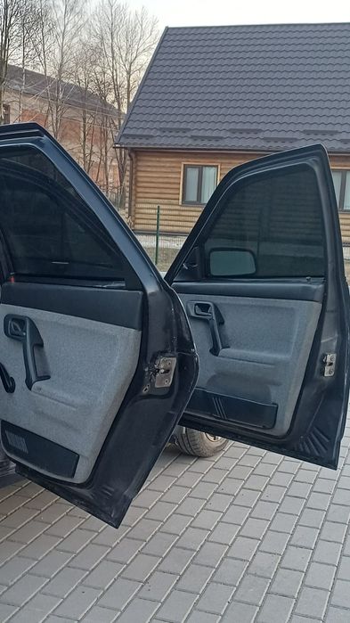 ВАЗ 2112  2006 1.6  8 клап газ/бензин