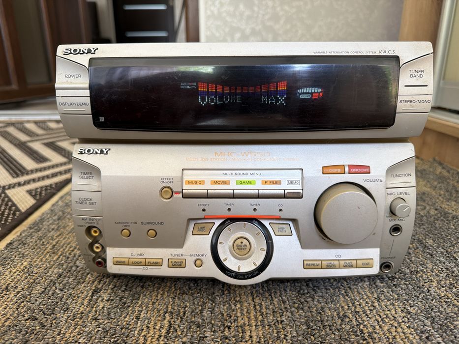 Музичний центр Sony MHC-W550
