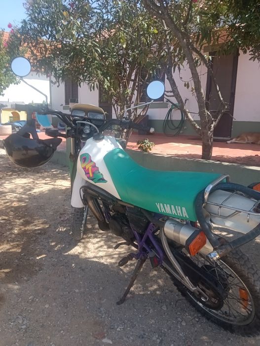Yamaha DT 50 em bom estado