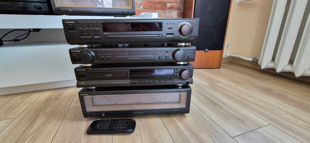 Wieża Technics Przedwzmacniacz SU-C800U + Końcówka mocy SE-A900S +Tuner+ CD Pilot