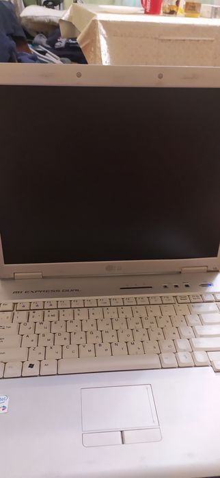 Продам ноутбук LG
