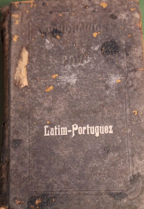 Dicionário latim português com mais de 100 anos