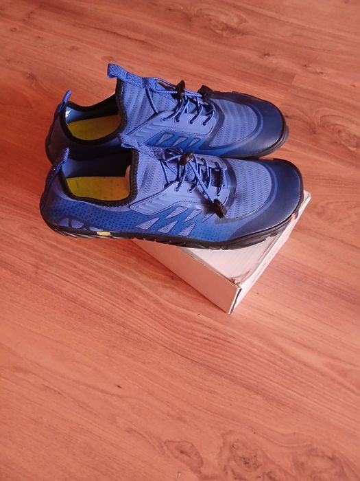Buty do sportów wodnych