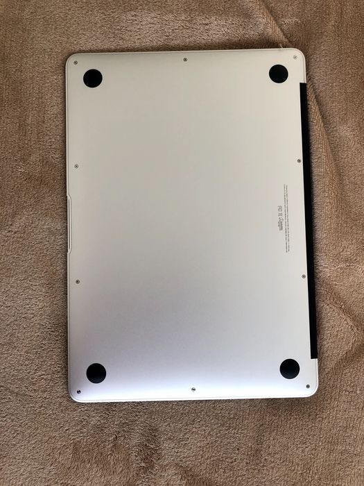 MacBook Air 125gb prateado em perfeito estado.