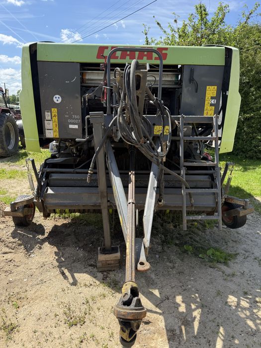 Prasoowijarka claas rollant 455