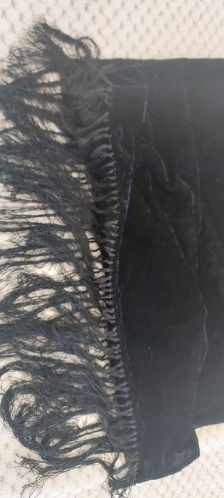 Stylowy szal 45% jedwab do wielu stylizacji