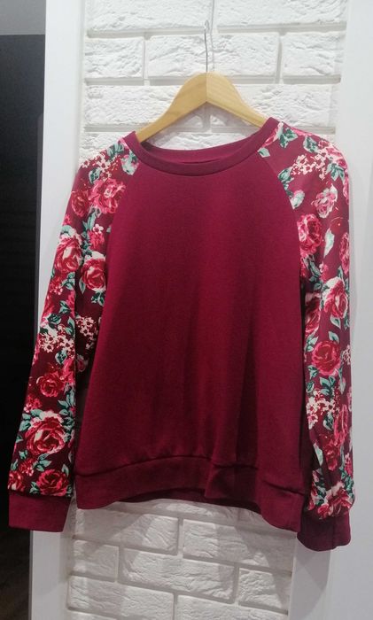 Bluza z motywem kwiatowym r. M/L