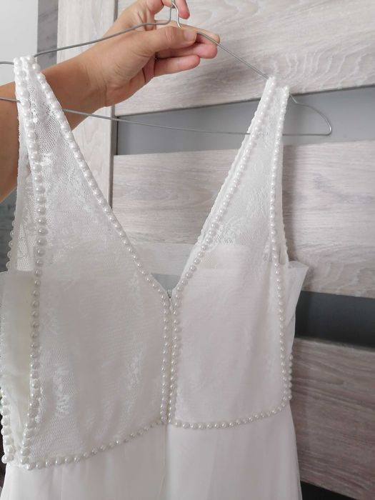 Nowa długa suknia ślubna z perełkami i koronką ślub 38