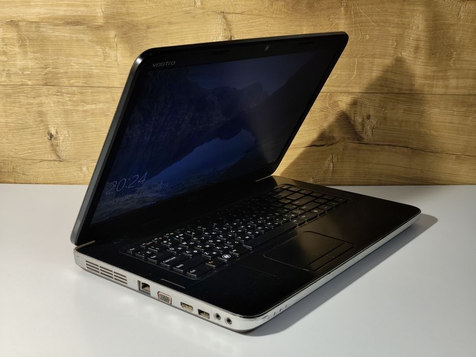 Абсолютно справний і супернадійний ноутбук DELL 15.6"/Intel /8  ОЗП/SSD/нова батарея